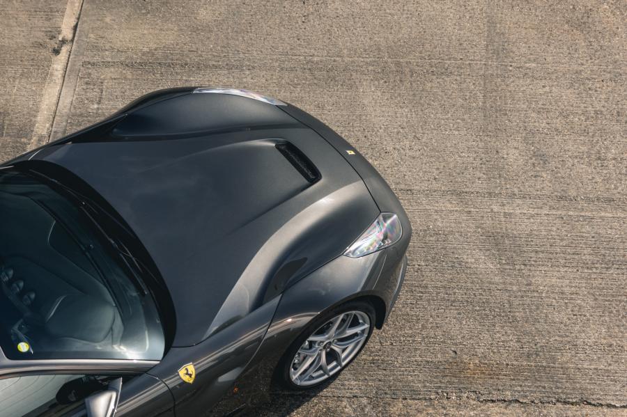 Детали экстерьера Ferrari F12berlinetta 2014 года  (UK) (фото 256 из 276)